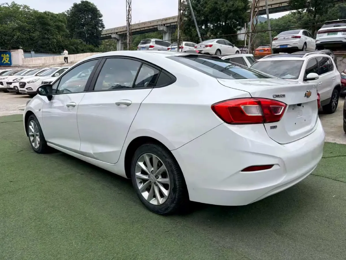 2018 Chevrolet Cruze 1.5L 114HP L4 6AT,autocango,china used car exporter,china ev exporter,chinese used car exporter,chinese used ev exporter