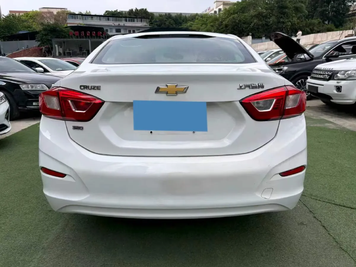 2018 Chevrolet Cruze 1.5L 114HP L4 6AT,autocango,china used car exporter,china ev exporter,chinese used car exporter,chinese used ev exporter