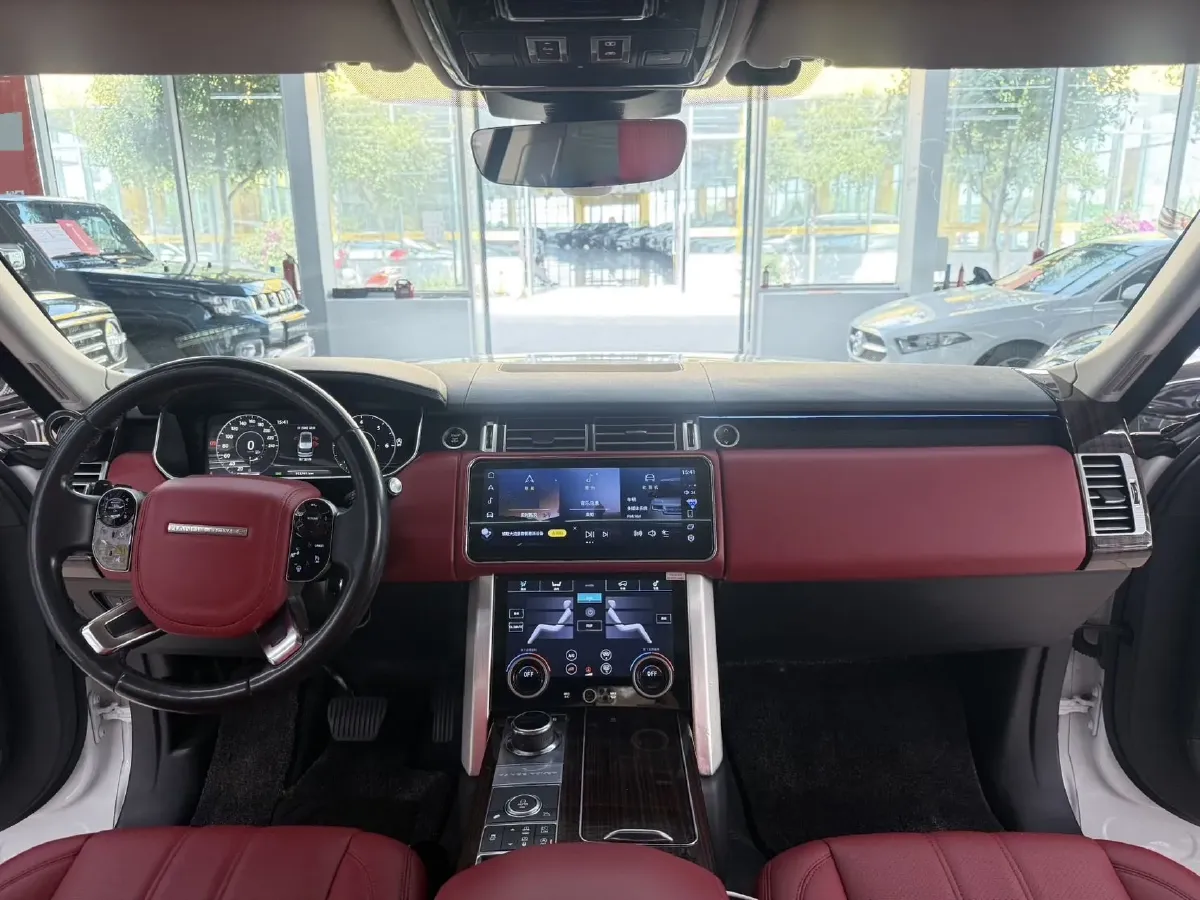 2016 Land Rover Range Rover Evoque 2.0T 241HP L4 9AT,autocango,china used car exporter,china ev exporter,chinese used car exporter,chinese used ev exporter