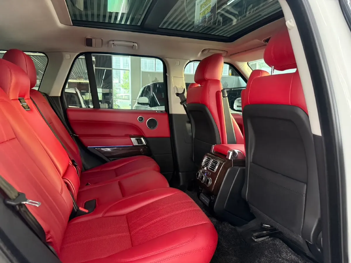 2016 Land Rover Range Rover Evoque 2.0T 241HP L4 9AT,autocango,china used car exporter,china ev exporter,chinese used car exporter,chinese used ev exporter