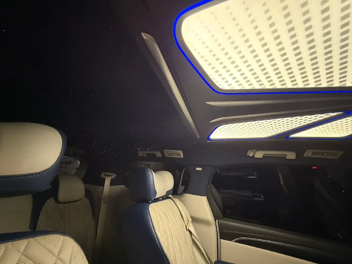 2021 Buick GL8 2.0T 237HP L4 9AT,autocango,china used car exporter,china ev exporter,chinese used car exporter,chinese used ev exporter