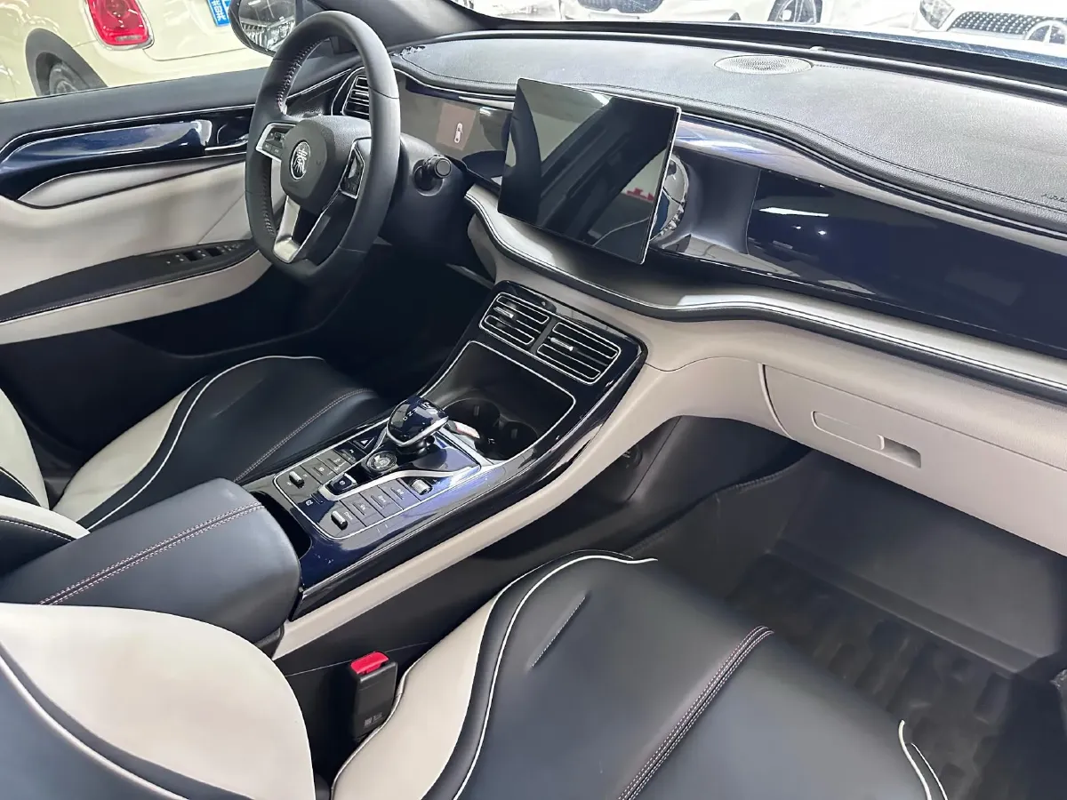 2021 Haval F7 1.5T 169HP L4 7DCT,autocango,china used car exporter,china ev exporter,chinese used car exporter,chinese used ev exporter