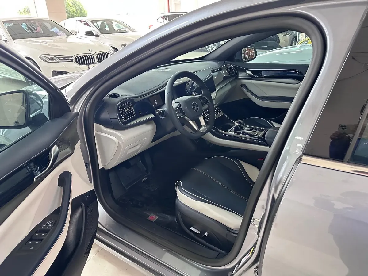 2021 Haval F7 1.5T 169HP L4 7DCT,autocango,china used car exporter,china ev exporter,chinese used car exporter,chinese used ev exporter