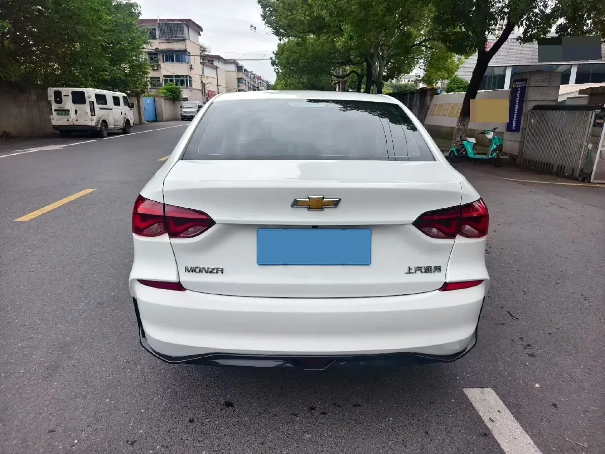 2023 Chevrolet Monza 1.5L 113HP L4 6DCT,autocango,china used car exporter,china ev exporter,chinese used car exporter,chinese used ev exporter