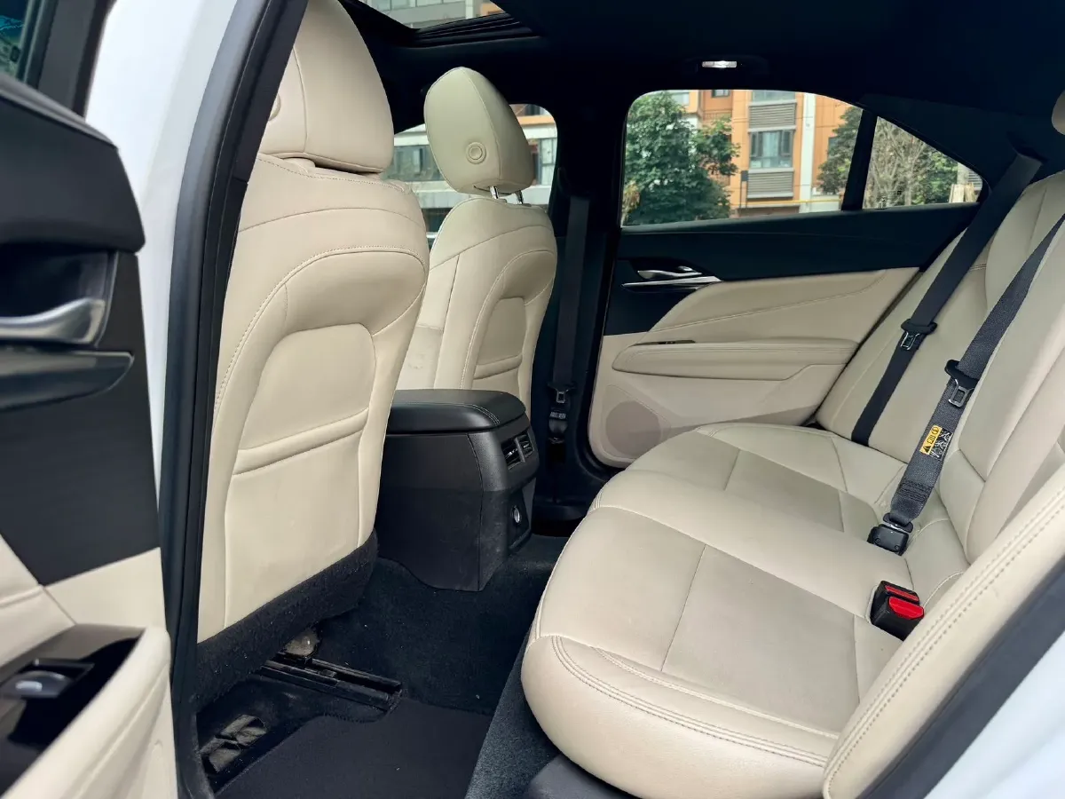 2020 Cadillac CT4 2.0T 237HP L4 8AT,autocango,china used car exporter,china ev exporter,chinese used car exporter,chinese used ev exporter