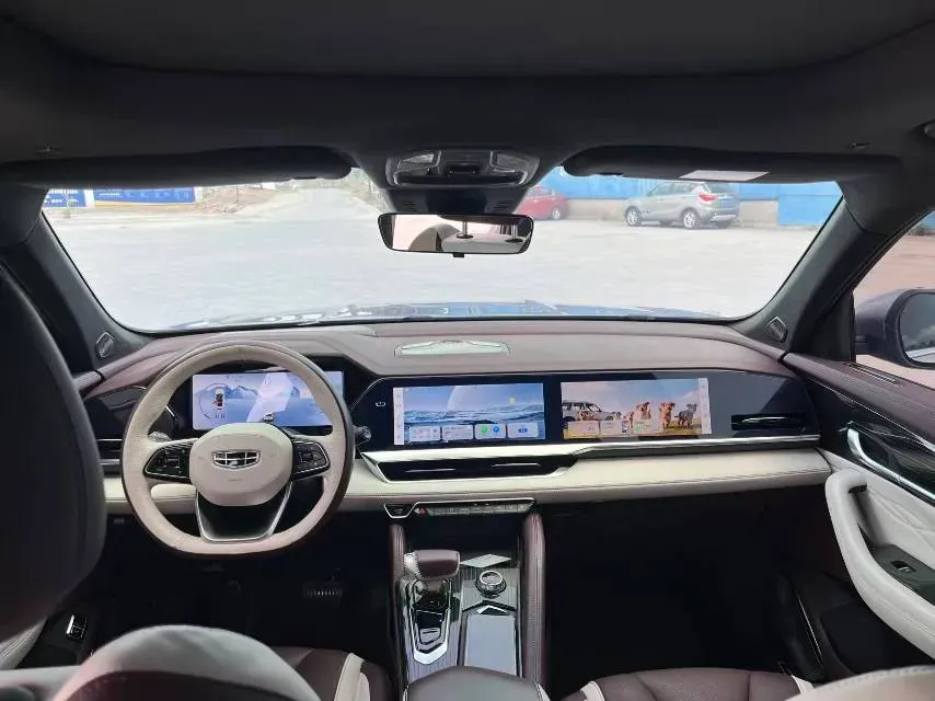 2021 Geely Monjaro 2.0T 218HP L4 7DCT,autocango,china used car exporter,china ev exporter,chinese used car exporter,chinese used ev exporter