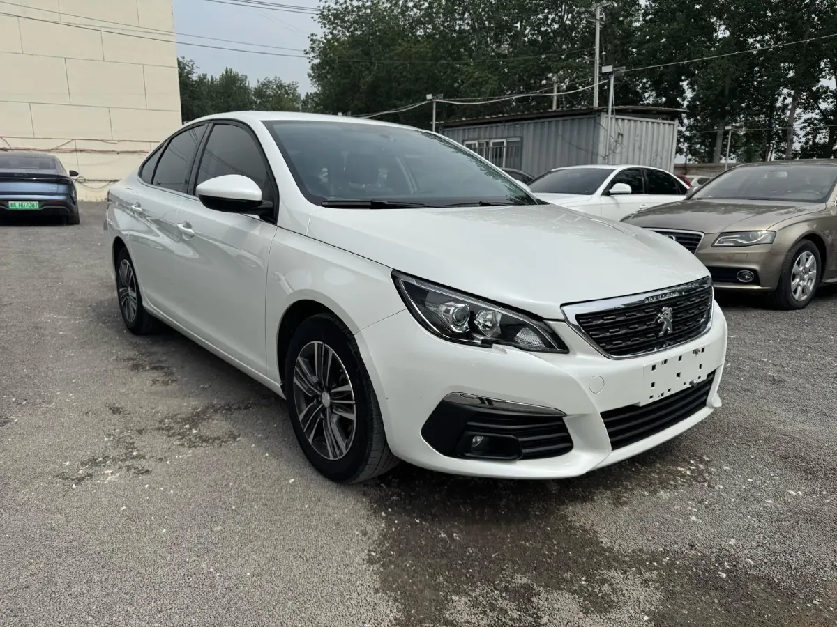 2016 Peugeot 308 1.6L 117HP L4 6AT,autocango,china used car exporter,china ev exporter,chinese used car exporter,chinese used ev exporter