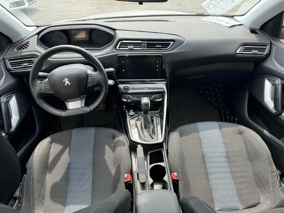 2016 Peugeot 308 1.6L 117HP L4 6AT,autocango,china used car exporter,china ev exporter,chinese used car exporter,chinese used ev exporter