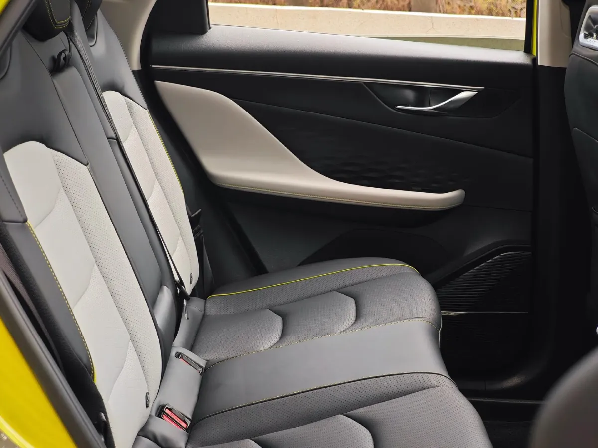 2022 BeiJing Auto Rubik 1.5T 188HP L4 7DCT,autocango,china used car exporter,china ev exporter,chinese used car exporter,chinese used ev exporter