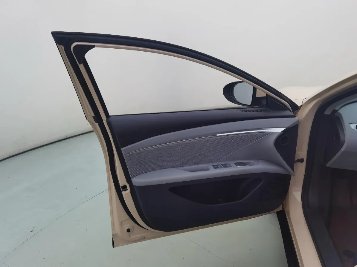 2024 Xpeng MONA M03 BEV 62.2KWH,autocango,china used car exporter,china ev exporter,chinese used car exporter,chinese used ev exporter