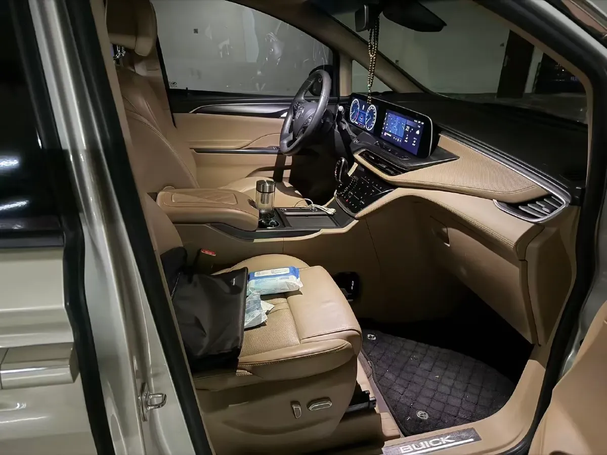 2021 Buick GL8 2.0T 237HP L4 9AT,autocango,china used car exporter,china ev exporter,chinese used car exporter,chinese used ev exporter