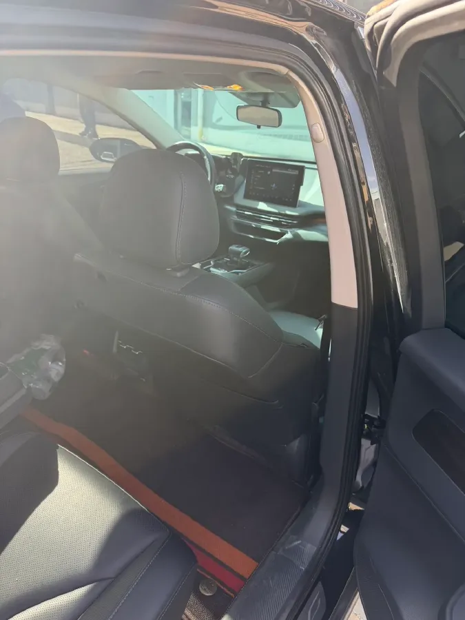 2022 HongQi E-QM5 BEV 54KWH,autocango,china used car exporter,china ev exporter,chinese used car exporter,chinese used ev exporter