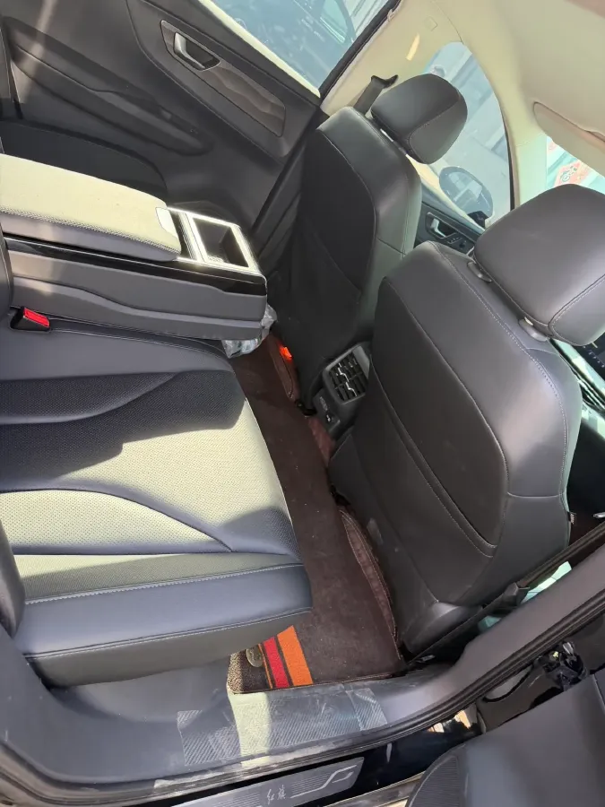 2022 HongQi E-QM5 BEV 54KWH,autocango,china used car exporter,china ev exporter,chinese used car exporter,chinese used ev exporter