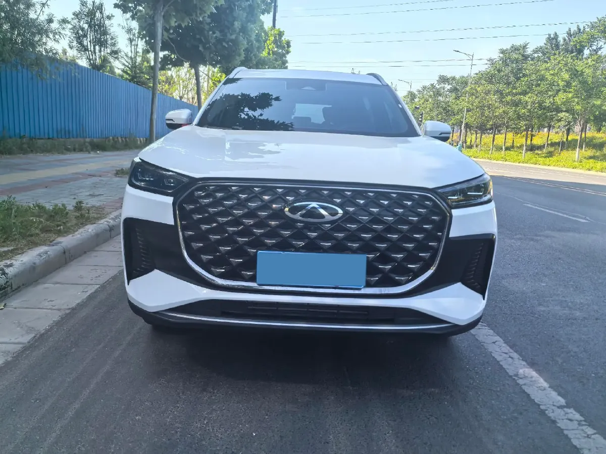 2025 Chery Tiggo 8 Plus 1.6T 197HP L4 7DCT,autocango,china used car exporter,china ev exporter,chinese used car exporter,chinese used ev exporter