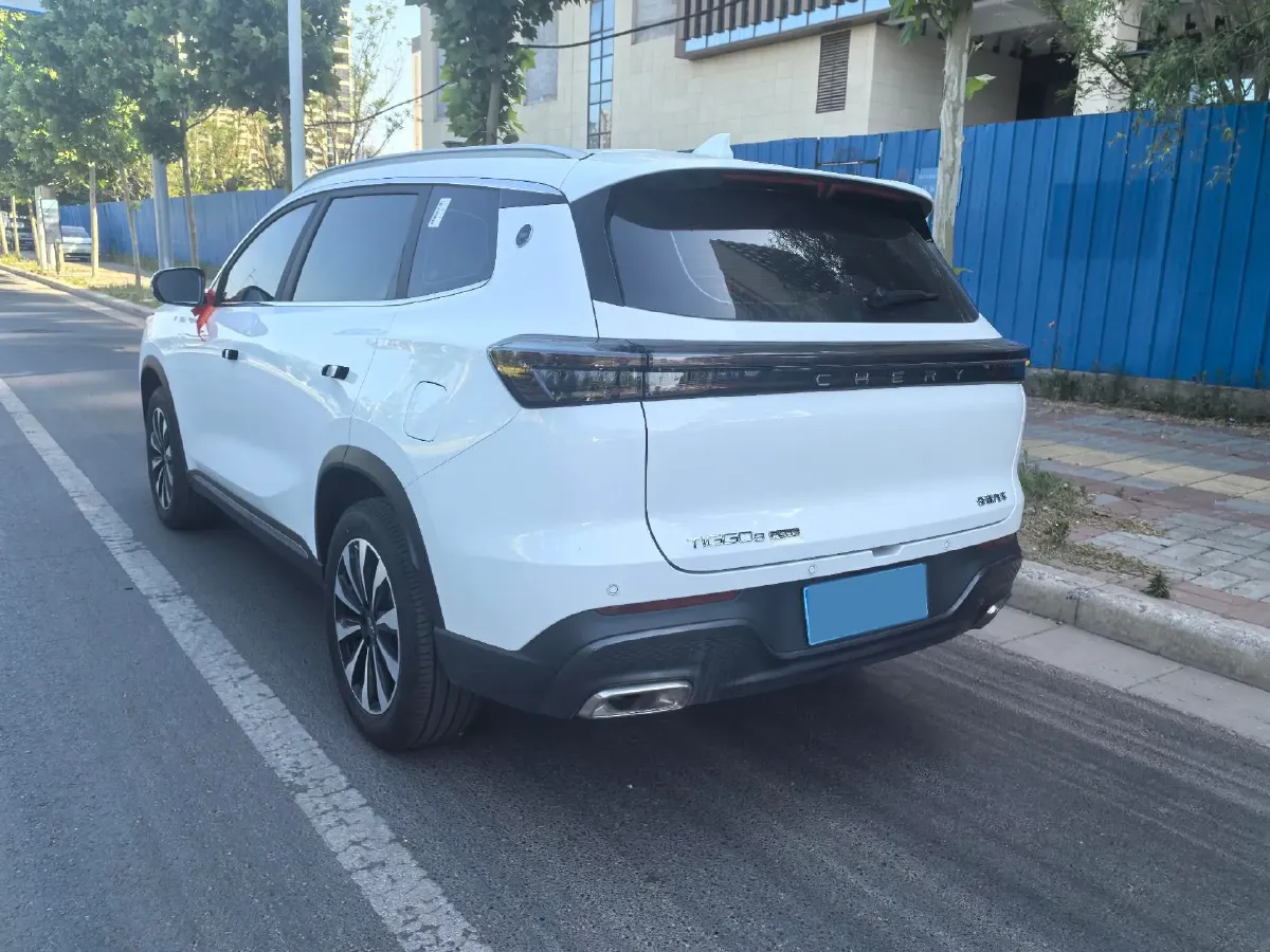 2025 Chery Tiggo 8 Plus 1.6T 197HP L4 7DCT,autocango,china used car exporter,china ev exporter,chinese used car exporter,chinese used ev exporter