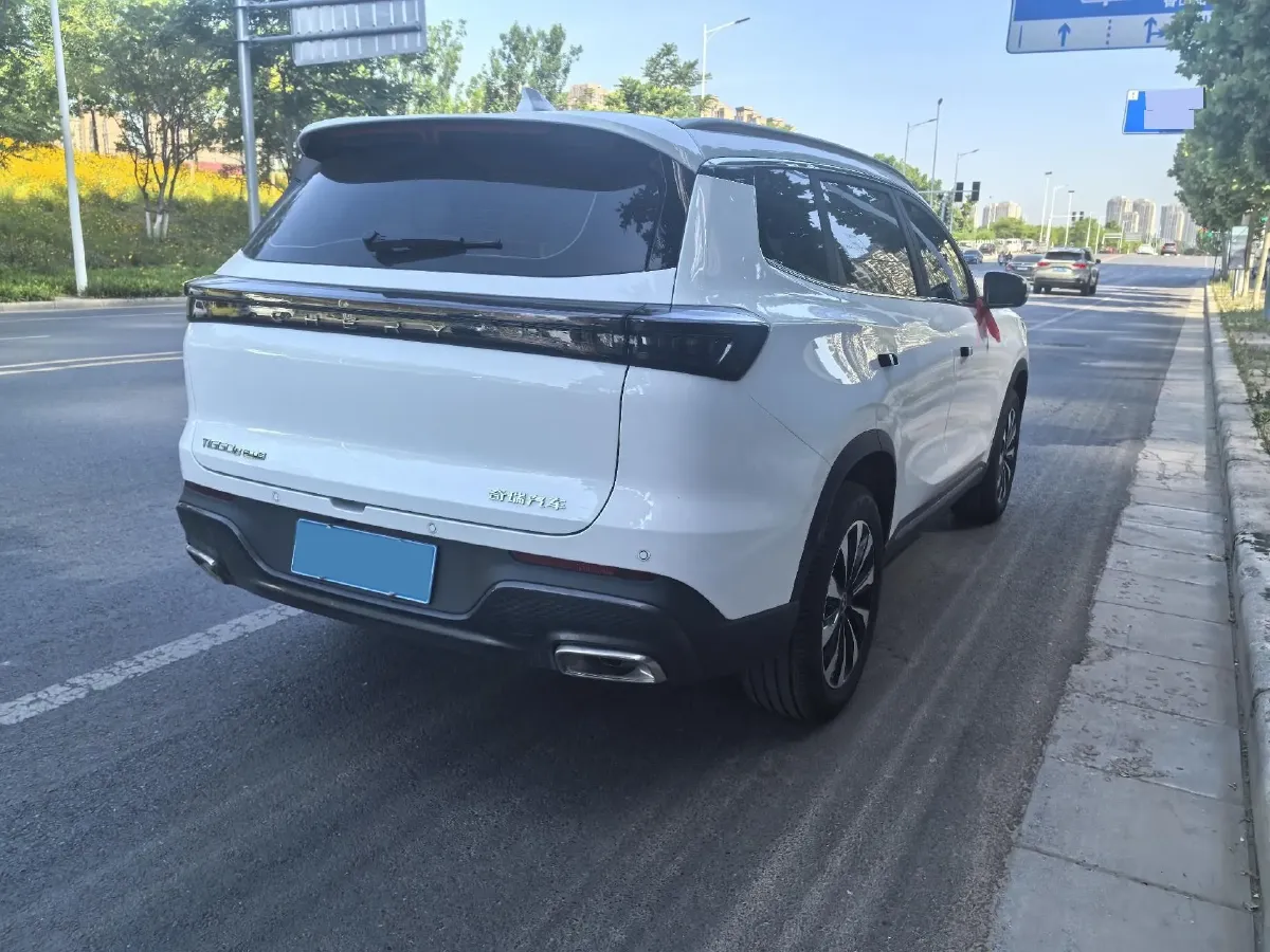 2025 Chery Tiggo 8 Plus 1.6T 197HP L4 7DCT,autocango,china used car exporter,china ev exporter,chinese used car exporter,chinese used ev exporter