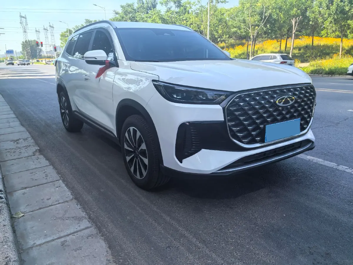 2025 Chery Tiggo 8 Plus 1.6T 197HP L4 7DCT,autocango,china used car exporter,china ev exporter,chinese used car exporter,chinese used ev exporter