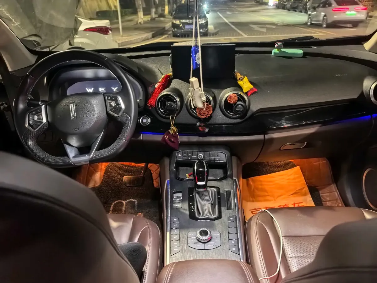 2017 WEY VV7 2.0T 234HP L4 7DCT,autocango,china used car exporter,china ev exporter,chinese used car exporter,chinese used ev exporter