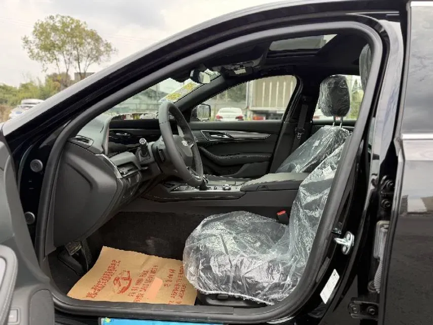 2024 Cadillac CT5 2.0T 237HP L4 10AT,autocango,china used car exporter,china ev exporter,chinese used car exporter,chinese used ev exporter
