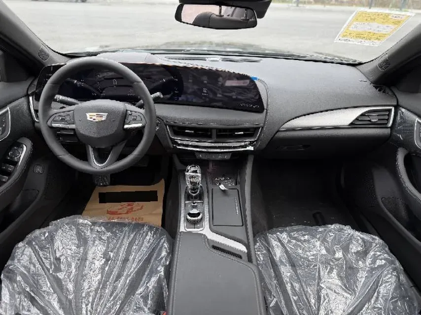 2024 Cadillac CT5 2.0T 237HP L4 10AT,autocango,china used car exporter,china ev exporter,chinese used car exporter,chinese used ev exporter