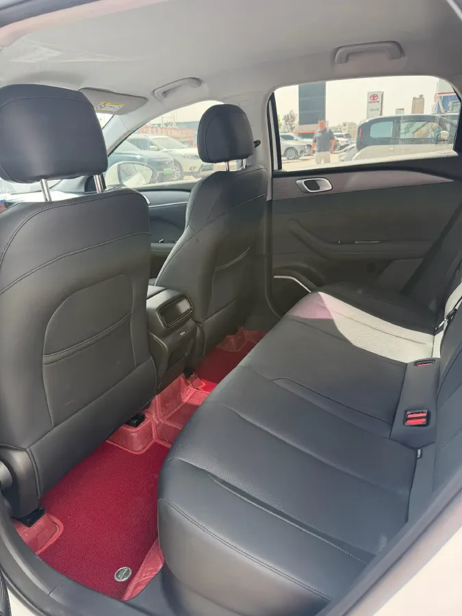 2026 Geely Emgrand 1.5L 120HP L4 CVT,autocango,china used car exporter,china ev exporter,chinese used car exporter,chinese used ev exporter
