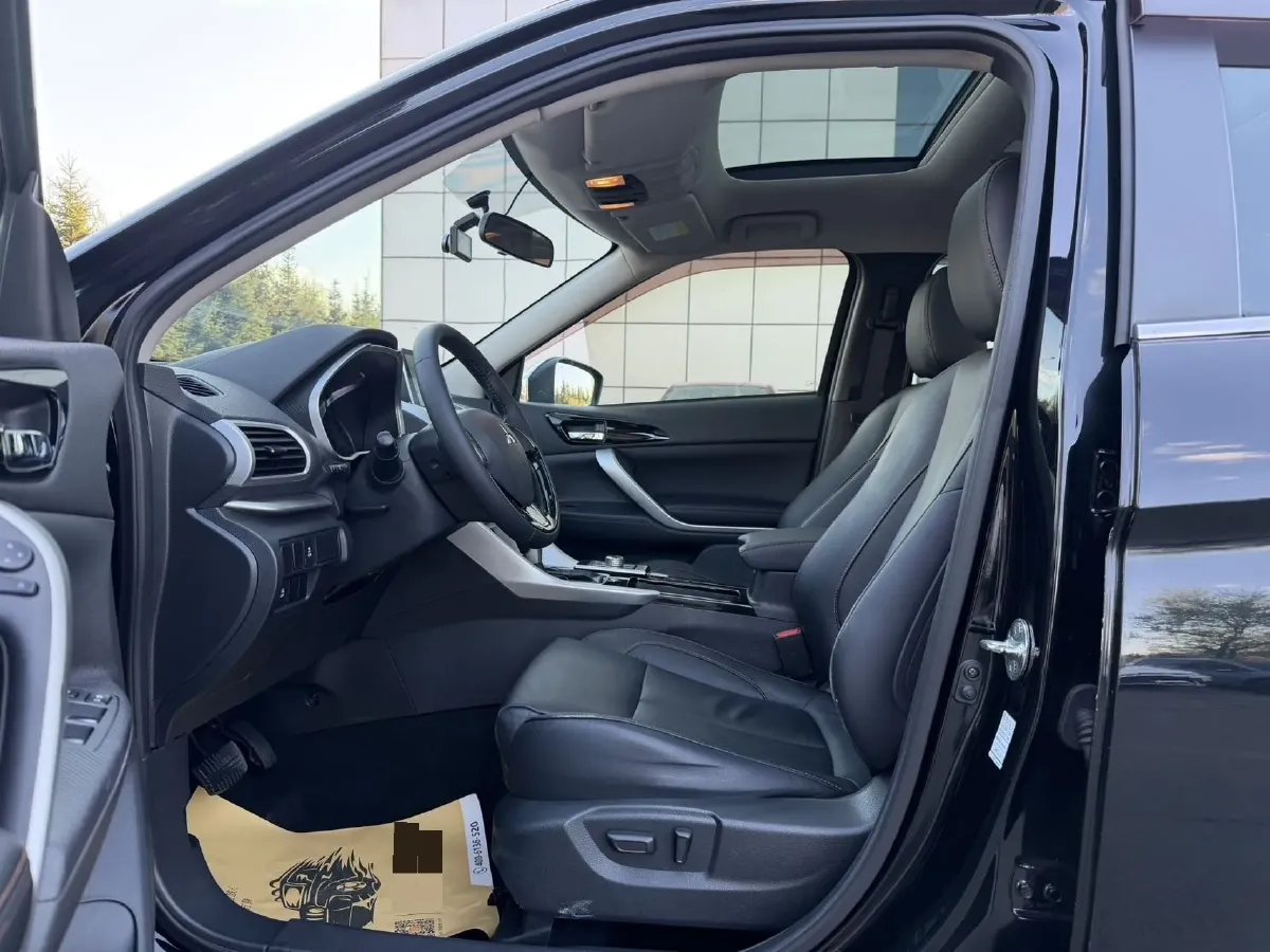 2019 Mitsubishi Eclipse Cross 1.5T 170HP L4 CVT,autocango,china used car exporter,china ev exporter,chinese used car exporter,chinese used ev exporter