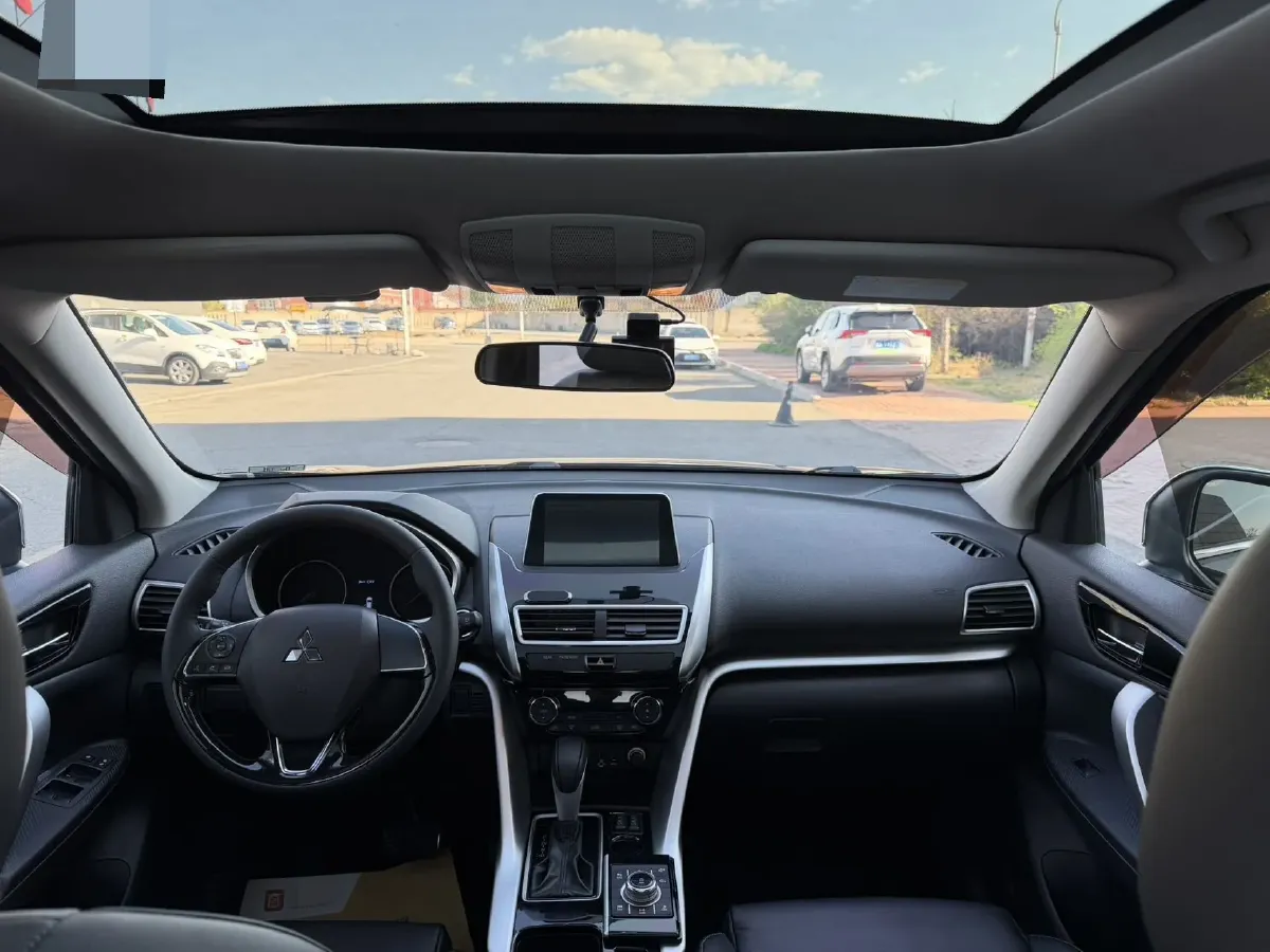 2019 Mitsubishi Eclipse Cross 1.5T 170HP L4 CVT,autocango,china used car exporter,china ev exporter,chinese used car exporter,chinese used ev exporter