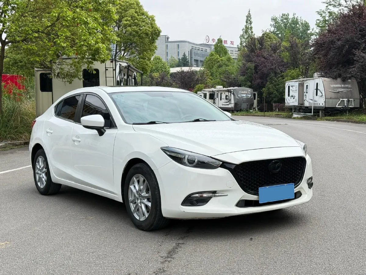 2017 Mazda 3 Axela 1.5L 117HP L4 6MT,autocango,china used car exporter,china ev exporter,chinese used car exporter,chinese used ev exporter