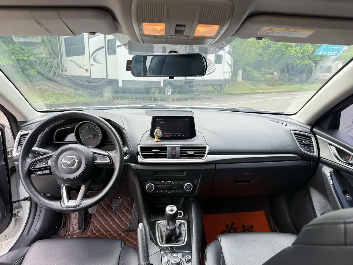 2017 Mazda 3 Axela 1.5L 117HP L4 6MT,autocango,china used car exporter,china ev exporter,chinese used car exporter,chinese used ev exporter