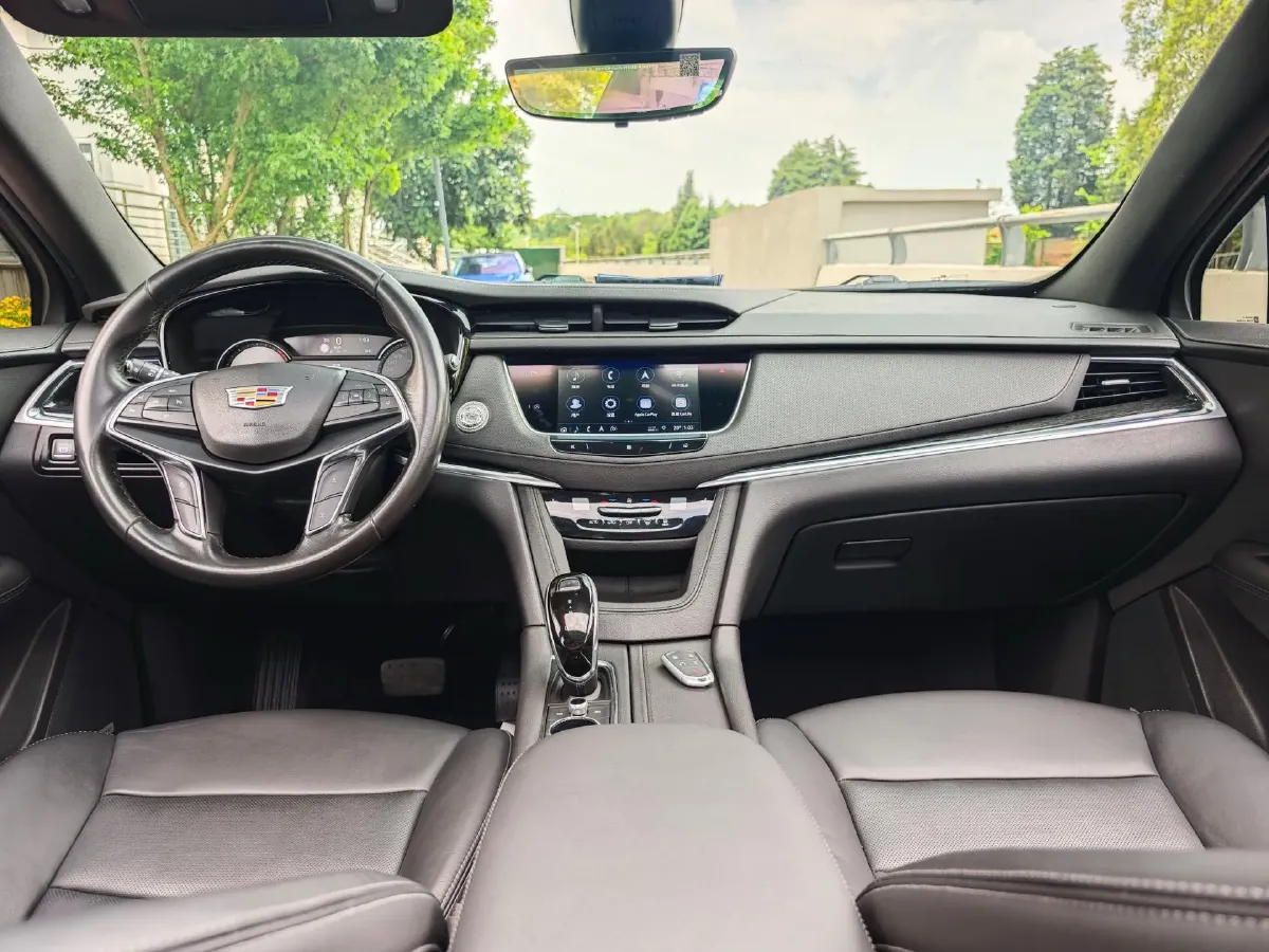 2020 Cadillac XT5 2.0T 237HP L4 9AT,autocango,china used car exporter,china ev exporter,chinese used car exporter,chinese used ev exporter