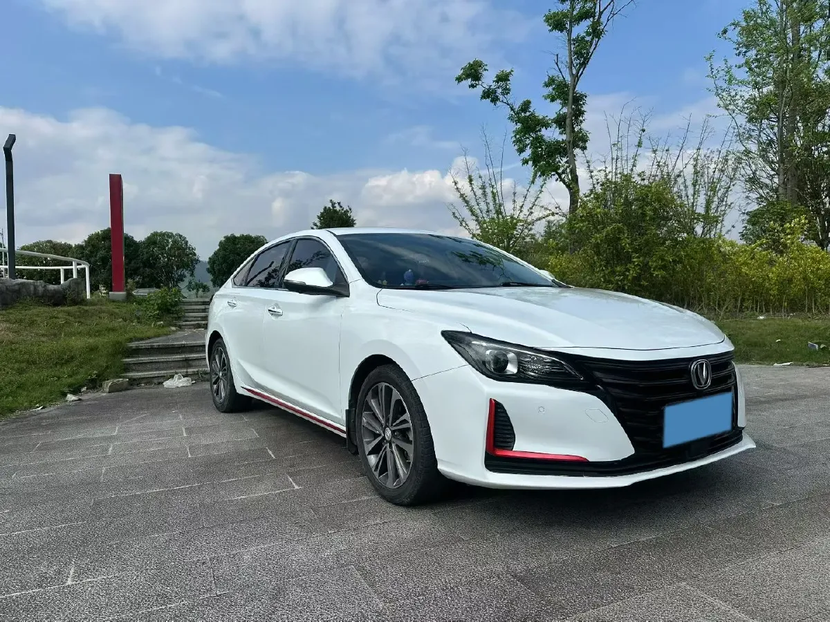 2020 ChangAn Raeton CC 1.5T 156HP L4 6AT,autocango,china used car exporter,china ev exporter,chinese used car exporter,chinese used ev exporter