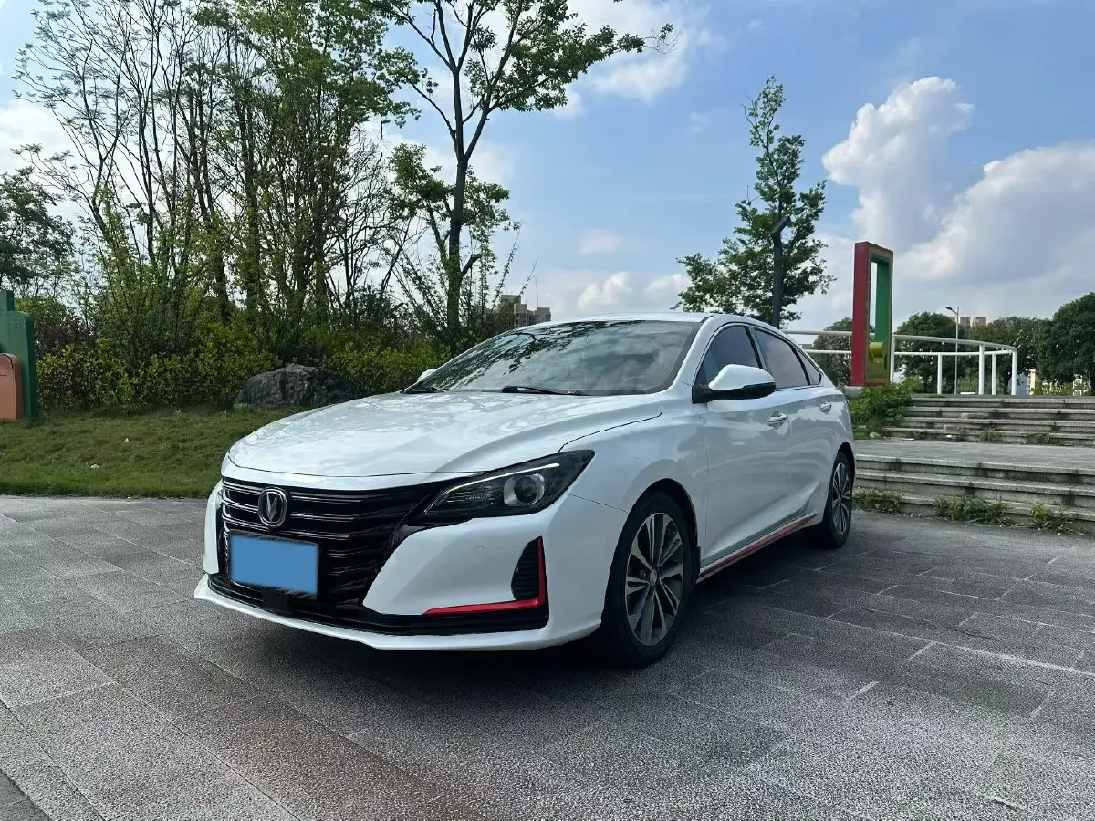 2020 ChangAn Raeton CC 1.5T 156HP L4 6AT,autocango,china used car exporter,china ev exporter,chinese used car exporter,chinese used ev exporter