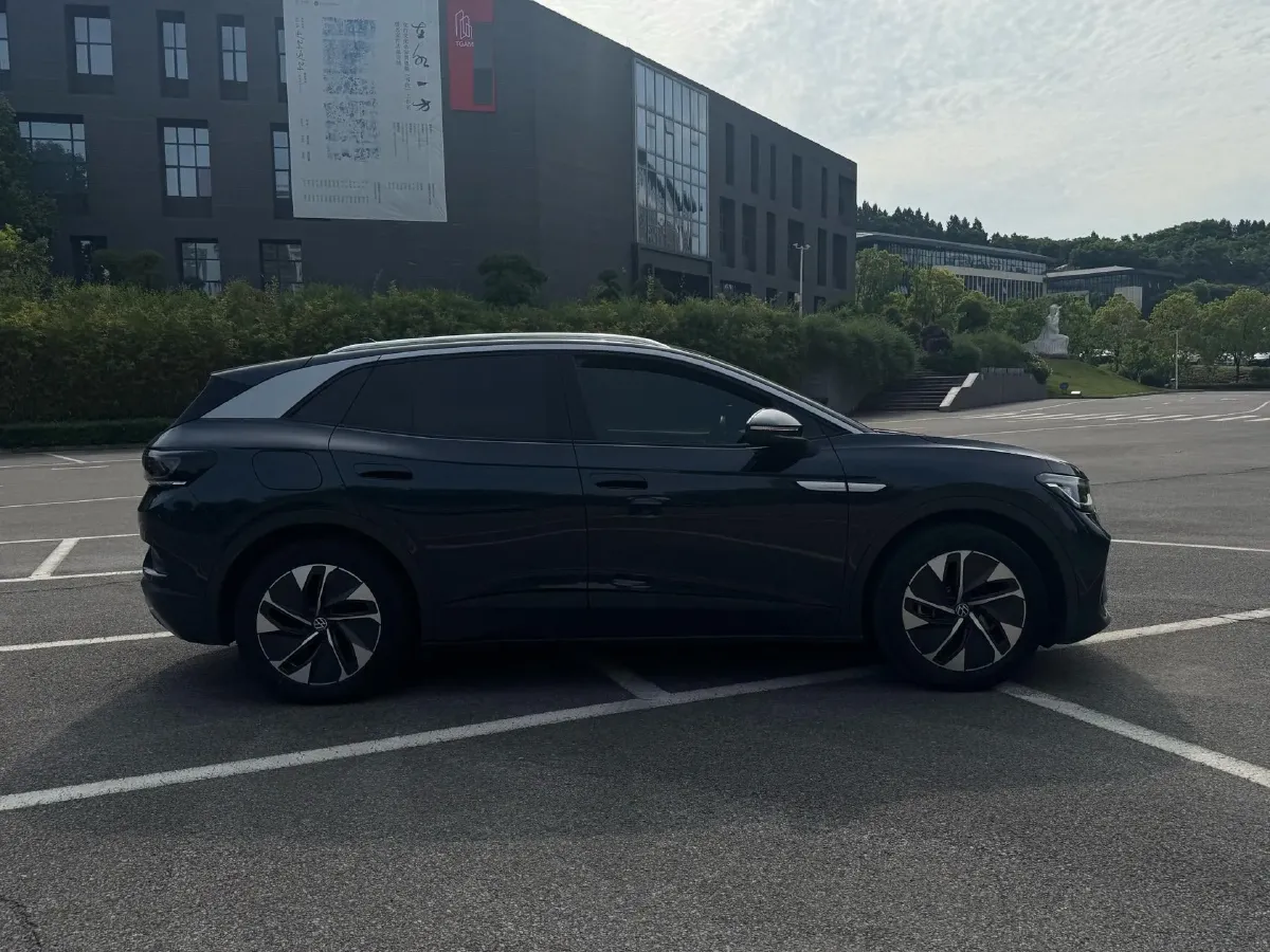 2024 Volkswagen ID.4 Crozz BEV 55.7KWH,autocango,china used car exporter,china ev exporter,chinese used car exporter,chinese used ev exporter