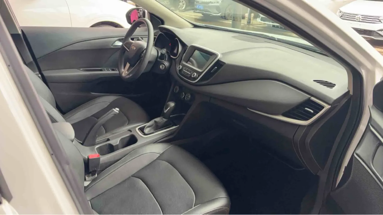2019 Chevrolet Cavalier 1.5L 113HP L4 6AT,autocango,china used car exporter,china ev exporter,chinese used car exporter,chinese used ev exporter
