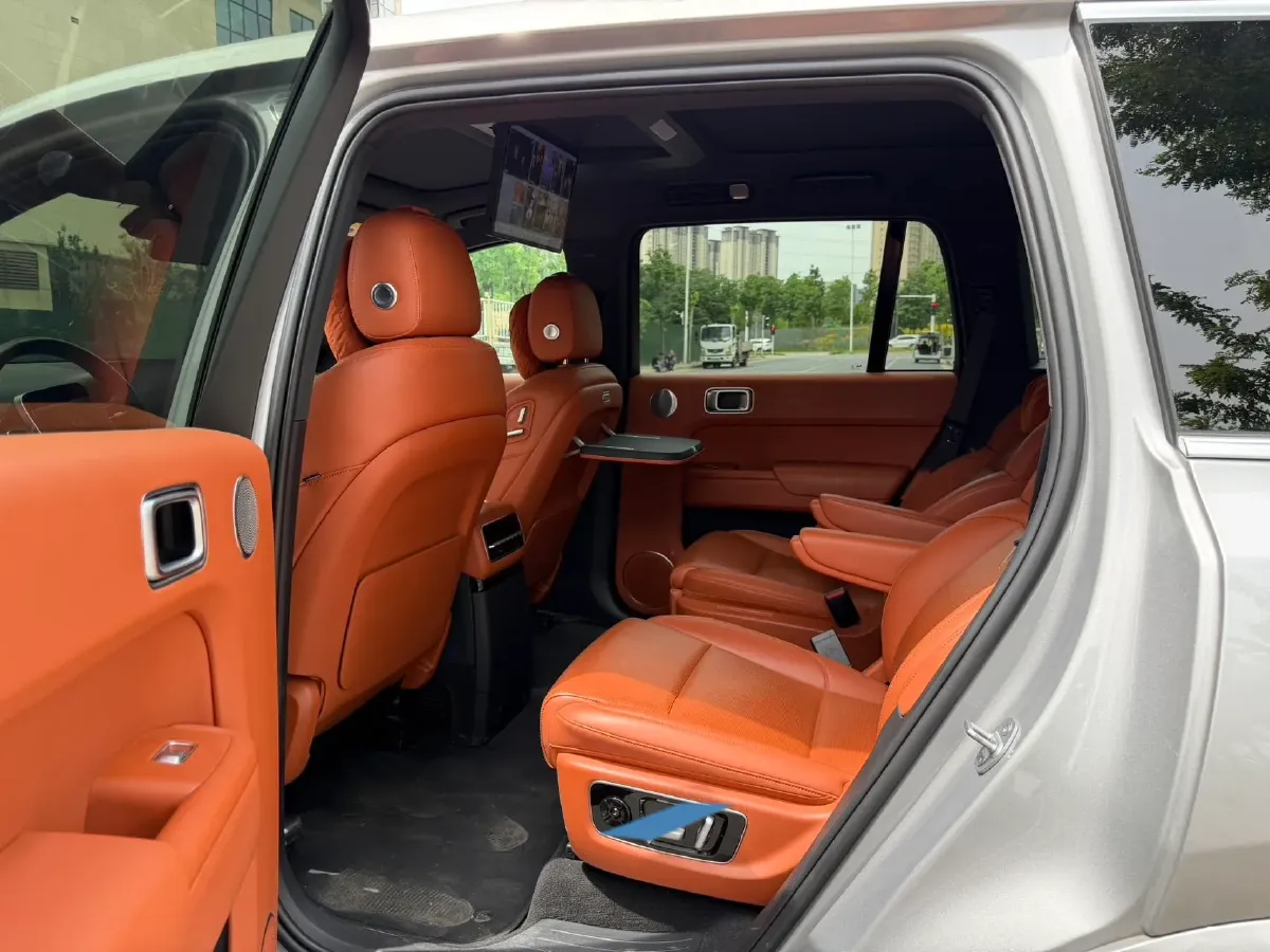 2022 Li L9 Range Extended 154HP REEV 42.6KWH,autocango,china used car exporter,china ev exporter,chinese used car exporter,chinese used ev exporter
