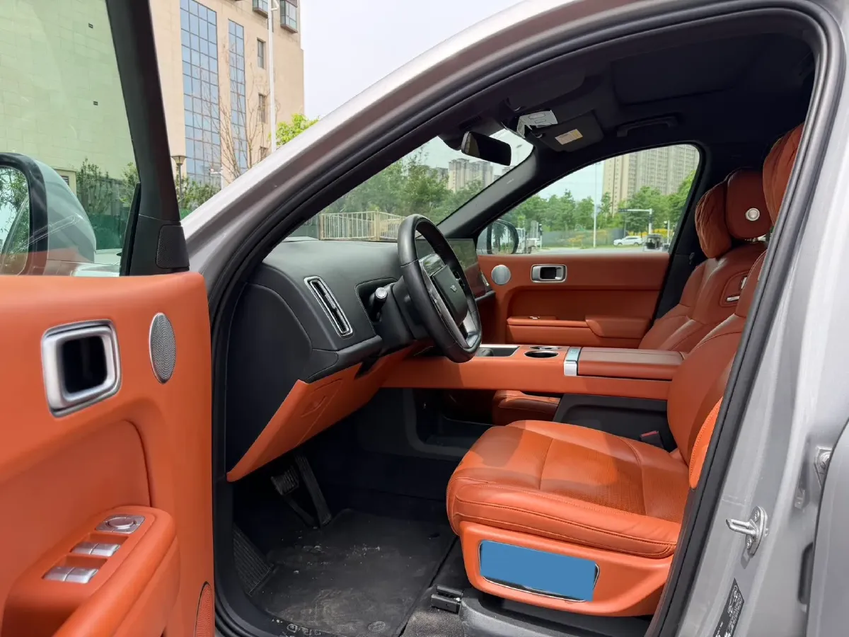 2022 Li L9 Range Extended 154HP REEV 42.6KWH,autocango,china used car exporter,china ev exporter,chinese used car exporter,chinese used ev exporter