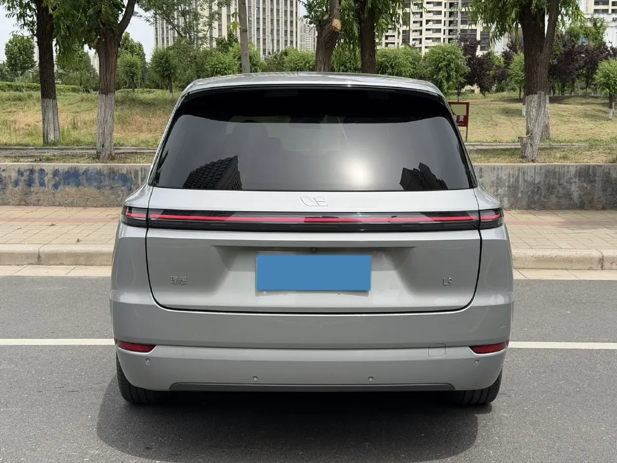 2022 Li L9 Range Extended 154HP REEV 42.6KWH,autocango,china used car exporter,china ev exporter,chinese used car exporter,chinese used ev exporter