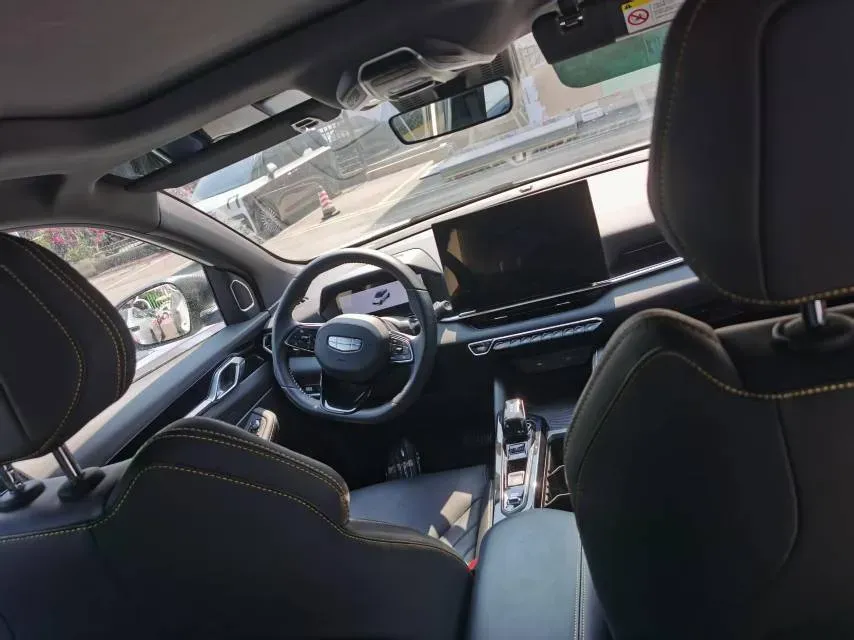 2025 Geely Coolray 1.5T 181HP L4 7DCT,autocango,china used car exporter,china ev exporter,chinese used car exporter,chinese used ev exporter