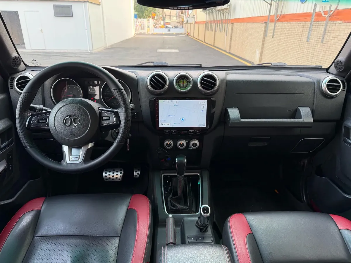 2017 Beijing BJ40 2.3T 250HP L4 6AT,autocango,china used car exporter,china ev exporter,chinese used car exporter,chinese used ev exporter