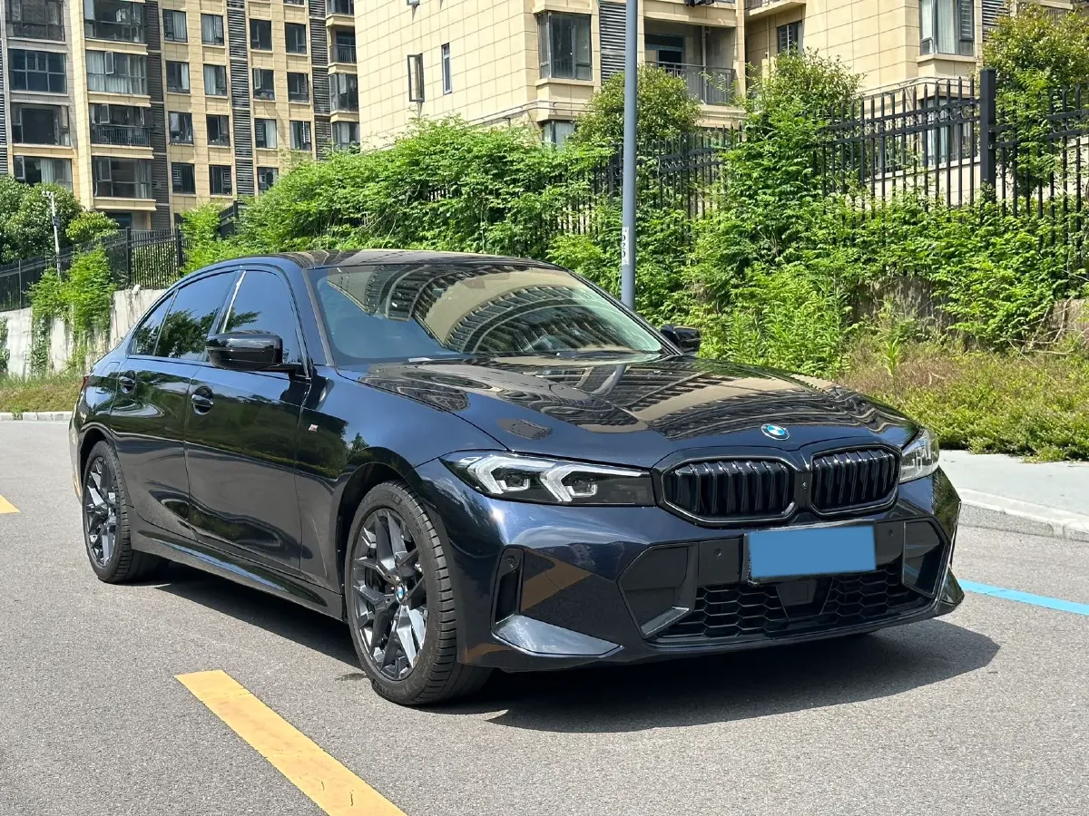 2025 BMW 3 Series 2.0T 245HP L4 8AT,autocango,china used car exporter,china ev exporter,chinese used car exporter,chinese used ev exporter