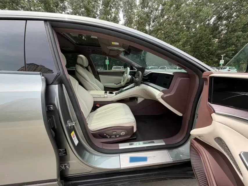 2024 Denza DenzaZ9GT 2.0T 207HP L4 E-CVT PHEV 38.5KWH,autocango,china used car exporter,china ev exporter,chinese used car exporter,chinese used ev exporter