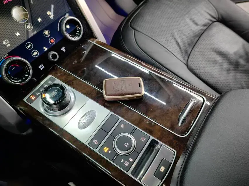 2022 Land Rover Range Rover 3.0T 360HP L6 8AT,autocango,china used car exporter,china ev exporter,chinese used car exporter,chinese used ev exporter