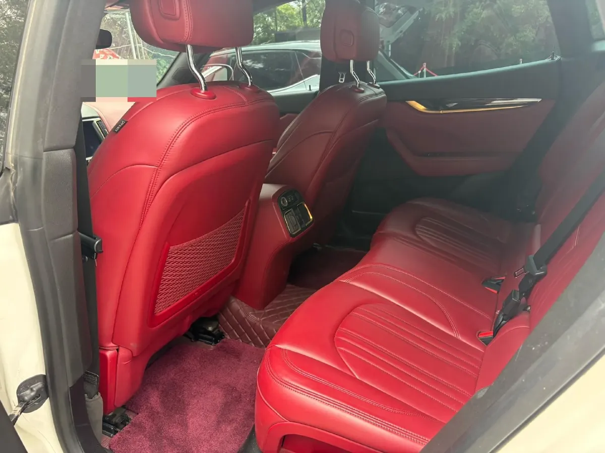 2018 Maserati Levante 3.0T 350HP V6 8AT,autocango,china used car exporter,china ev exporter,chinese used car exporter,chinese used ev exporter