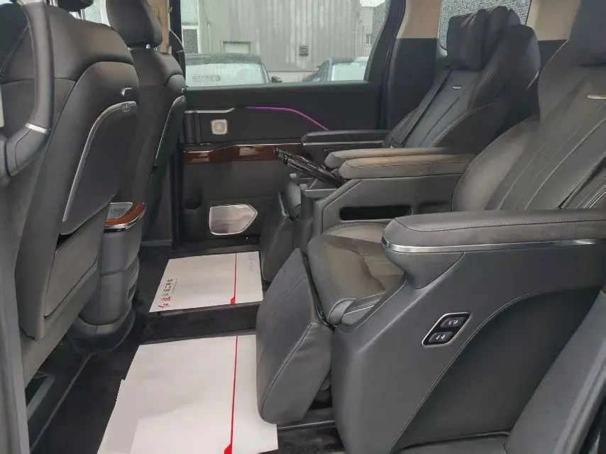 2024 HongQi HQ9 2.0T 163HP L4 1DHT PHEV 20.14KWH,autocango,china used car exporter,china ev exporter,chinese used car exporter,chinese used ev exporter