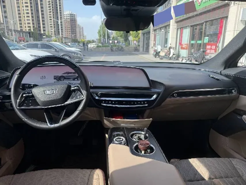 2022 Cadillac IQ Lyriq BEV 95.7KWH,autocango,china used car exporter,china ev exporter,chinese used car exporter,chinese used ev exporter