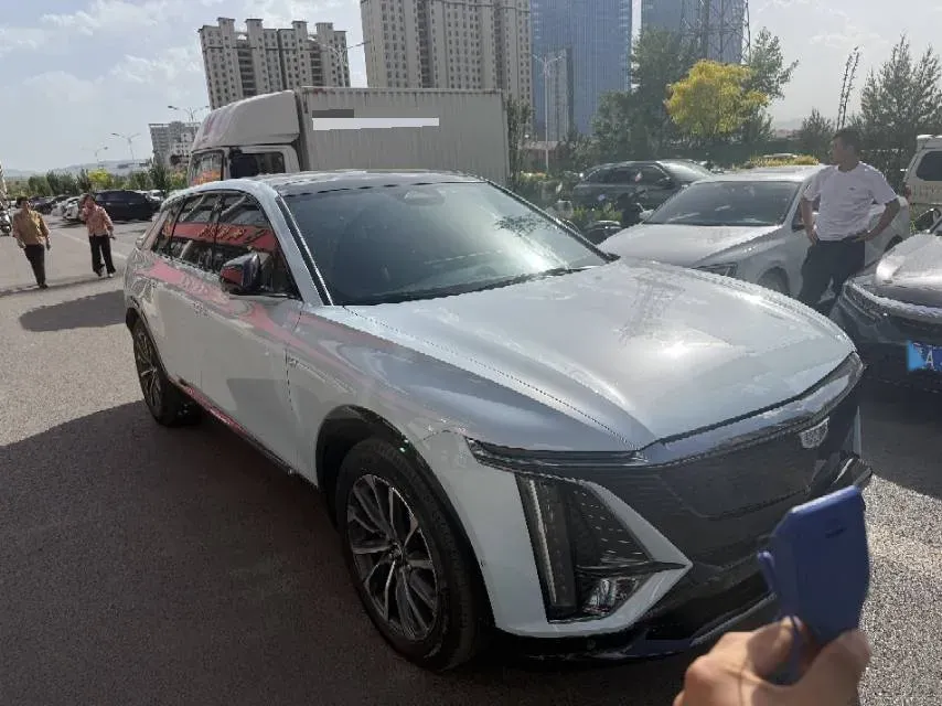 2022 Cadillac IQ Lyriq BEV 95.7KWH,autocango,china used car exporter,china ev exporter,chinese used car exporter,chinese used ev exporter