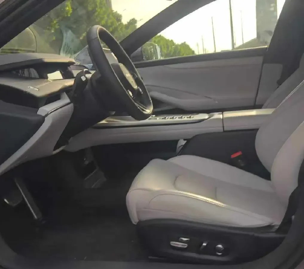 2024 MI SU7 BEV 101KWH,autocango,china used car exporter,china ev exporter,chinese used car exporter,chinese used ev exporter