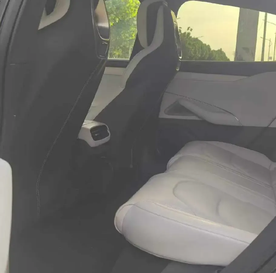 2024 MI SU7 BEV 101KWH,autocango,china used car exporter,china ev exporter,chinese used car exporter,chinese used ev exporter