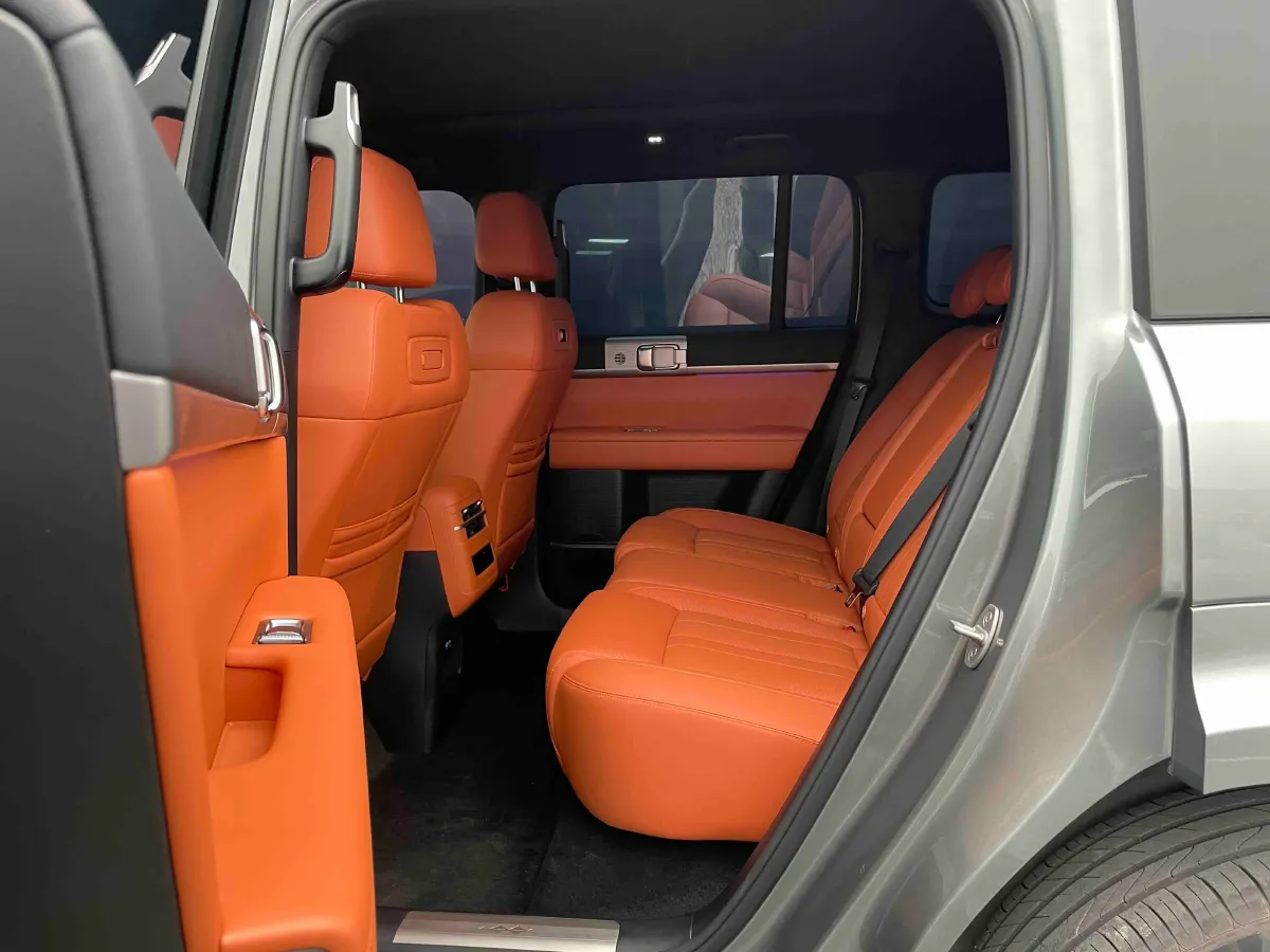 2025 FangChengBao Tai 7 1.5T 156HP L4 E-CVT PHEV,autocango,china used car exporter,china ev exporter,chinese used car exporter,chinese used ev exporter