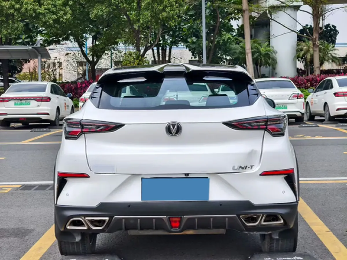 2020 ChangAn UNI-T 1.5T 180HP L4 7DCT,autocango,china used car exporter,china ev exporter,chinese used car exporter,chinese used ev exporter